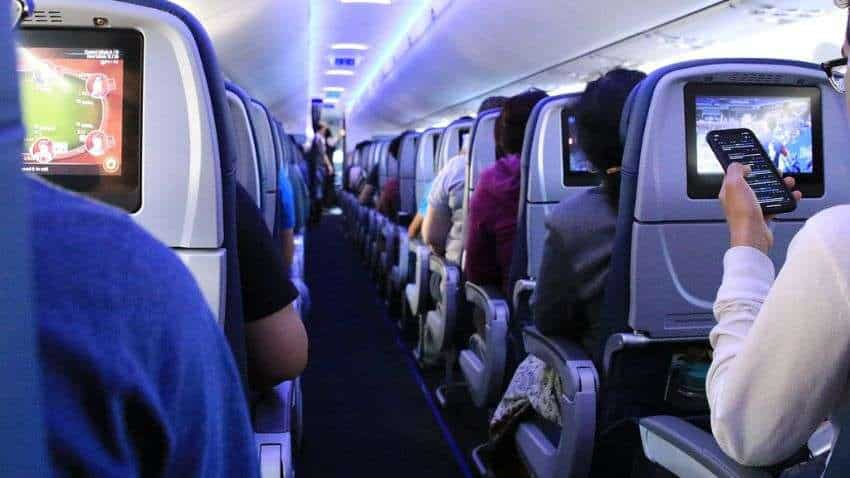 SmartPhones Flight Mode On In Aeroplane know Reason 