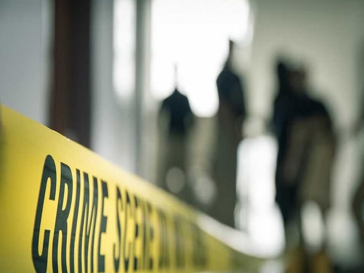 सुनेचा सासू आणि नंदेवर धारदार शस्त्राने हल्ला; बदलापुरमधील धक्कादायक प्रकार सुनेचा सासू आणि नंदेवर धारदार शस्त्राने हल्ला; बदलापुरमधील धक्कादायक प्रकार