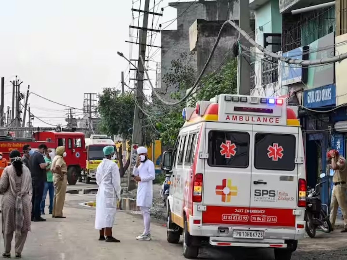 पत्नीसह कुटुंबाचाही काटा काढण्यासाठी पतीचा कट; मीठ -मसाल्यामध्ये कालवलं विष आणि मग... title=