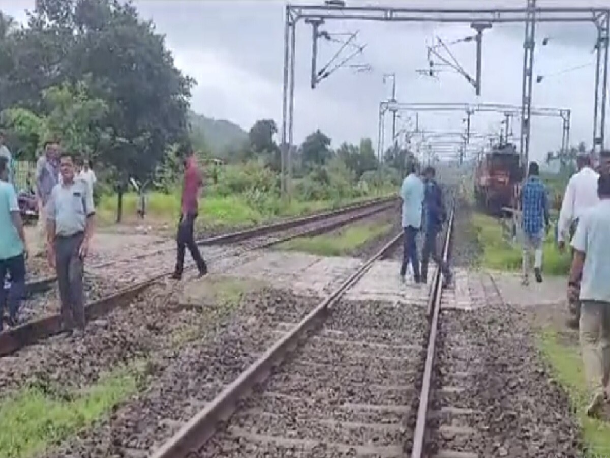 कोकण रेल्‍वेच्‍या गेटमनची गोळ्या झाडून हत्‍या; रायगड जिल्ह्यातील थरारक घटना