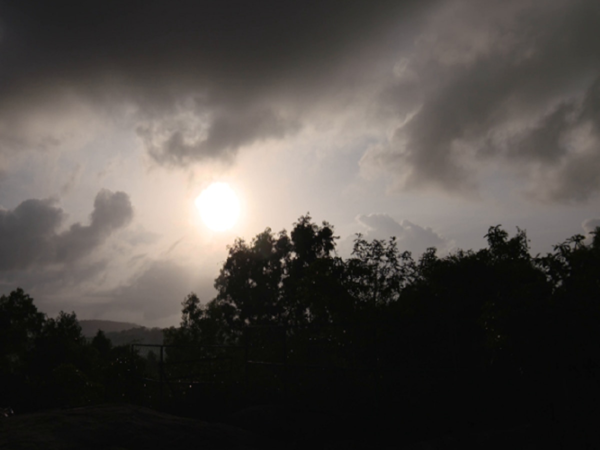 Maharashtra Rain : ...तर दुष्काळ अटळ? सप्टेंबरमधील पावसाच्या अंदाजानं वाढवली चिंता  title=