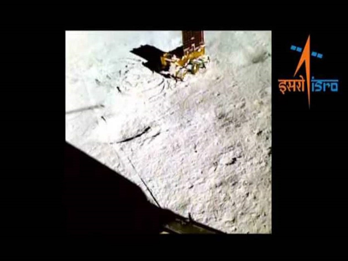 Pragyan Rover did 5 big things on the moon Before going into sleep mode