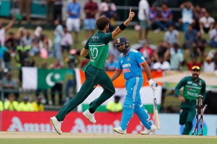 India vs Pakistan Pakistani Pacers Create History