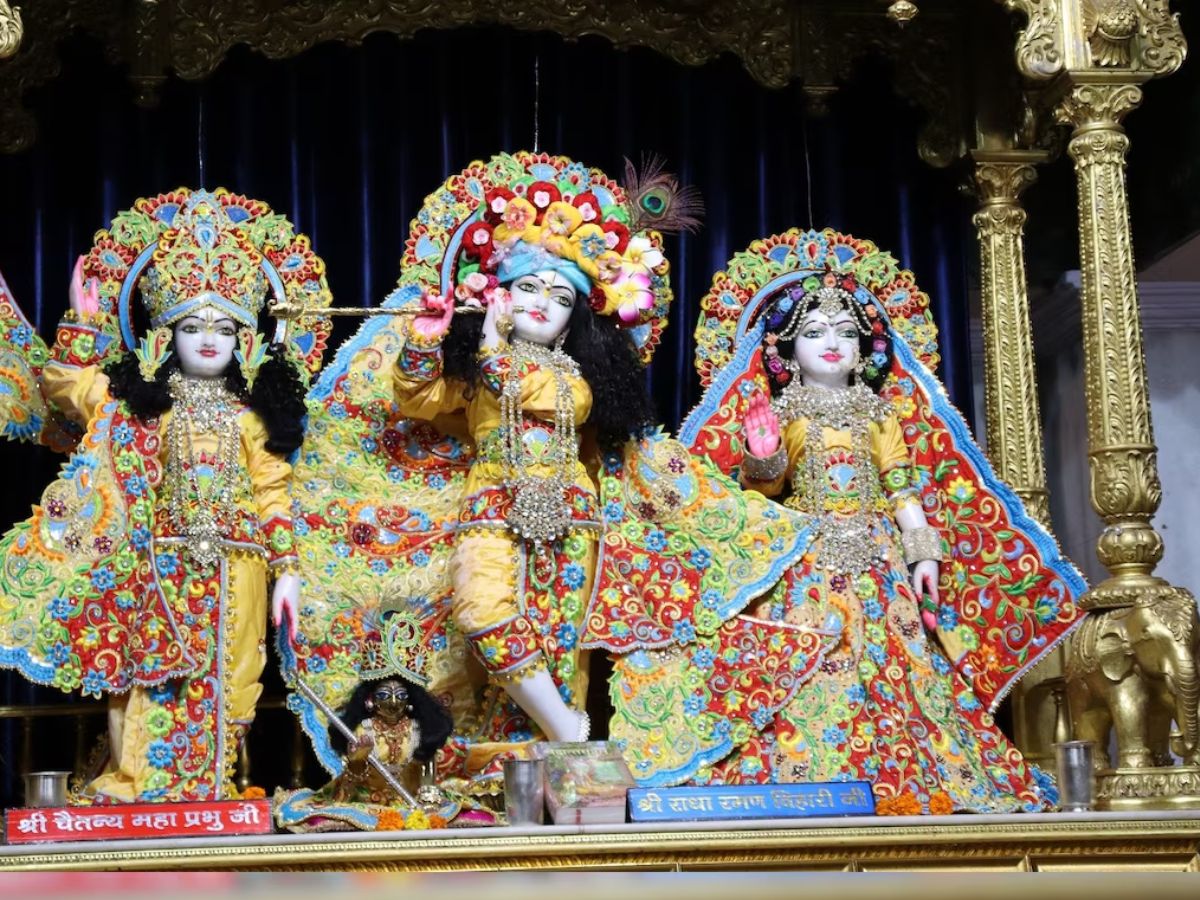 Janmashtami 2023 Vrat Niyam Dont make mistake during shrikrishn Janmashtami Puja exact procedure 