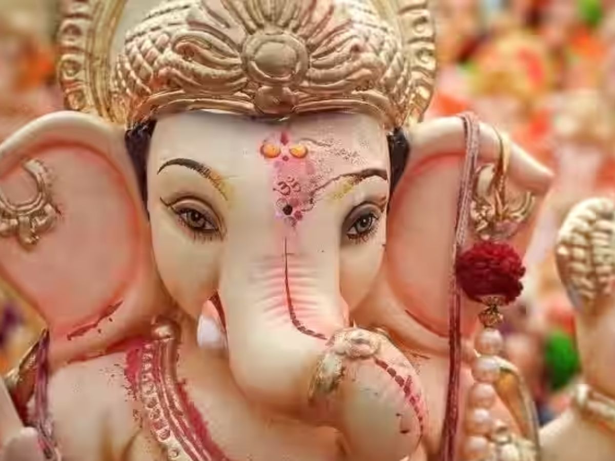 Ganesh Chaturthi 2023 ganapati murti sthapana vidhi News in Maratathi