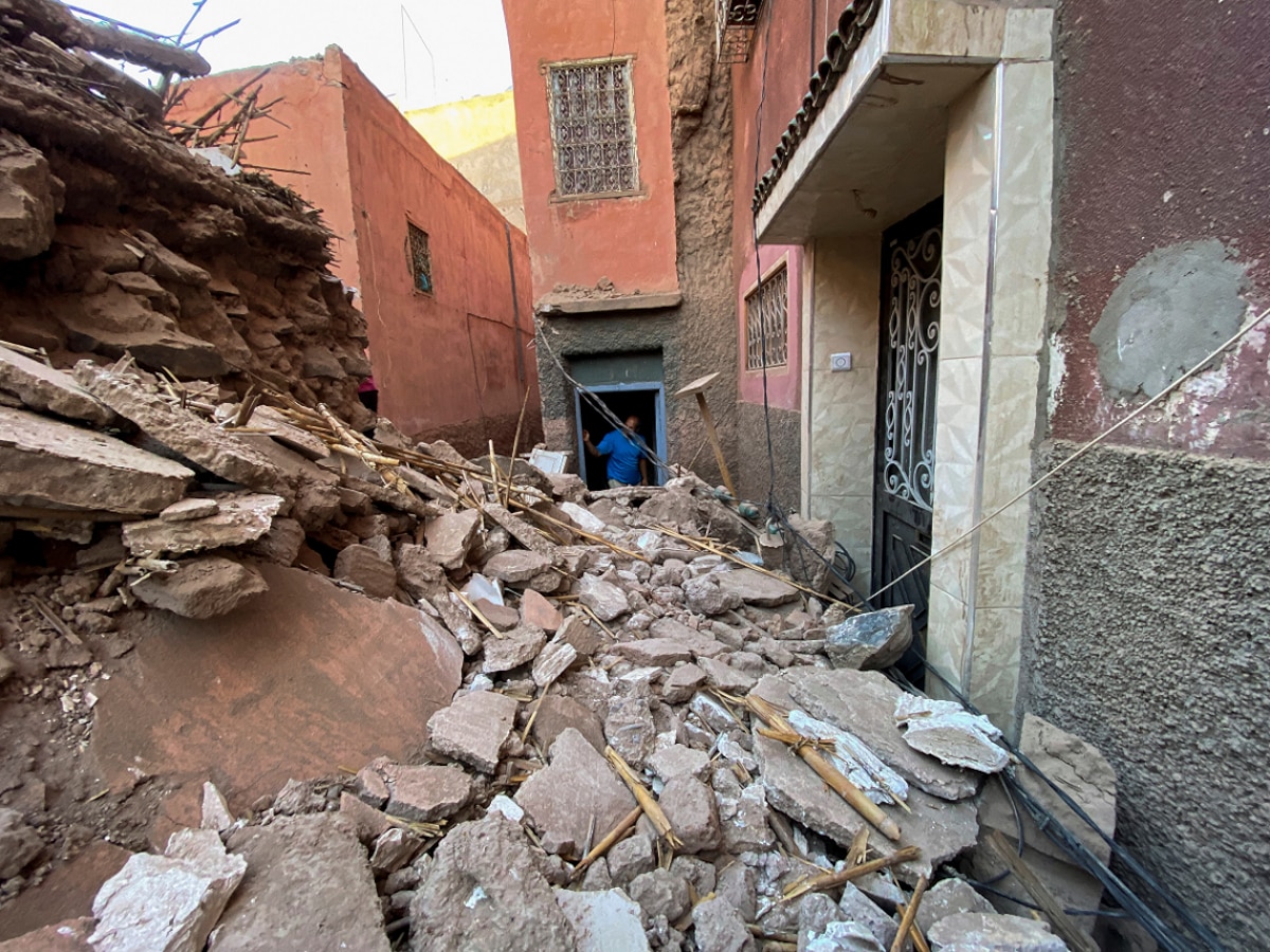 Morocco भूकंपातील मृतांचा आकडा 2100 पलीकडे; लॉकडाऊनमधील 'त्या' भविष्यवाणीशी का जोडला जातोय संबंध?  title=