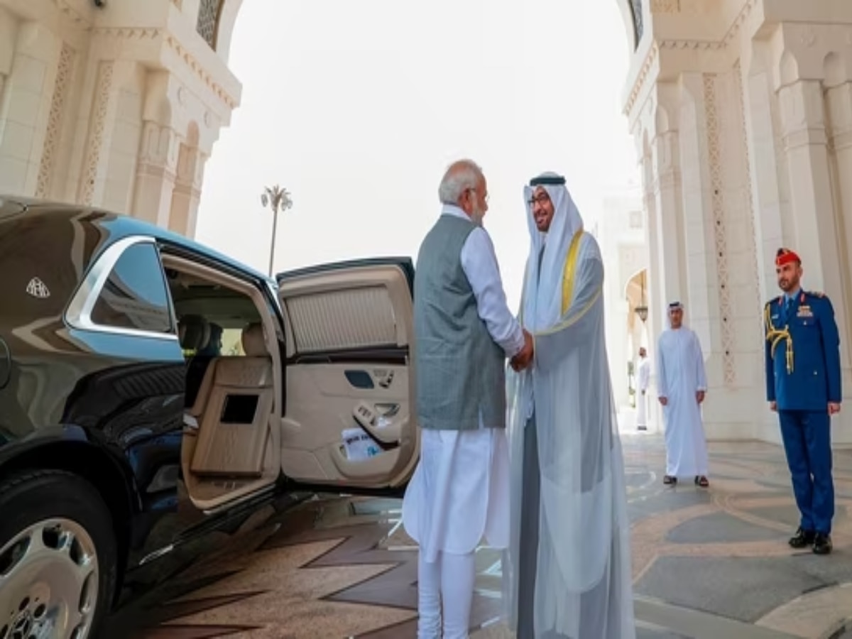 सुरक्षेला चकवा देत थेट UAE च्या अध्यक्षांना भेटायला गेलेली ती व्यक्ती कोण? यंत्रणा खडबडून जाग्या झाल्या अन्... title=