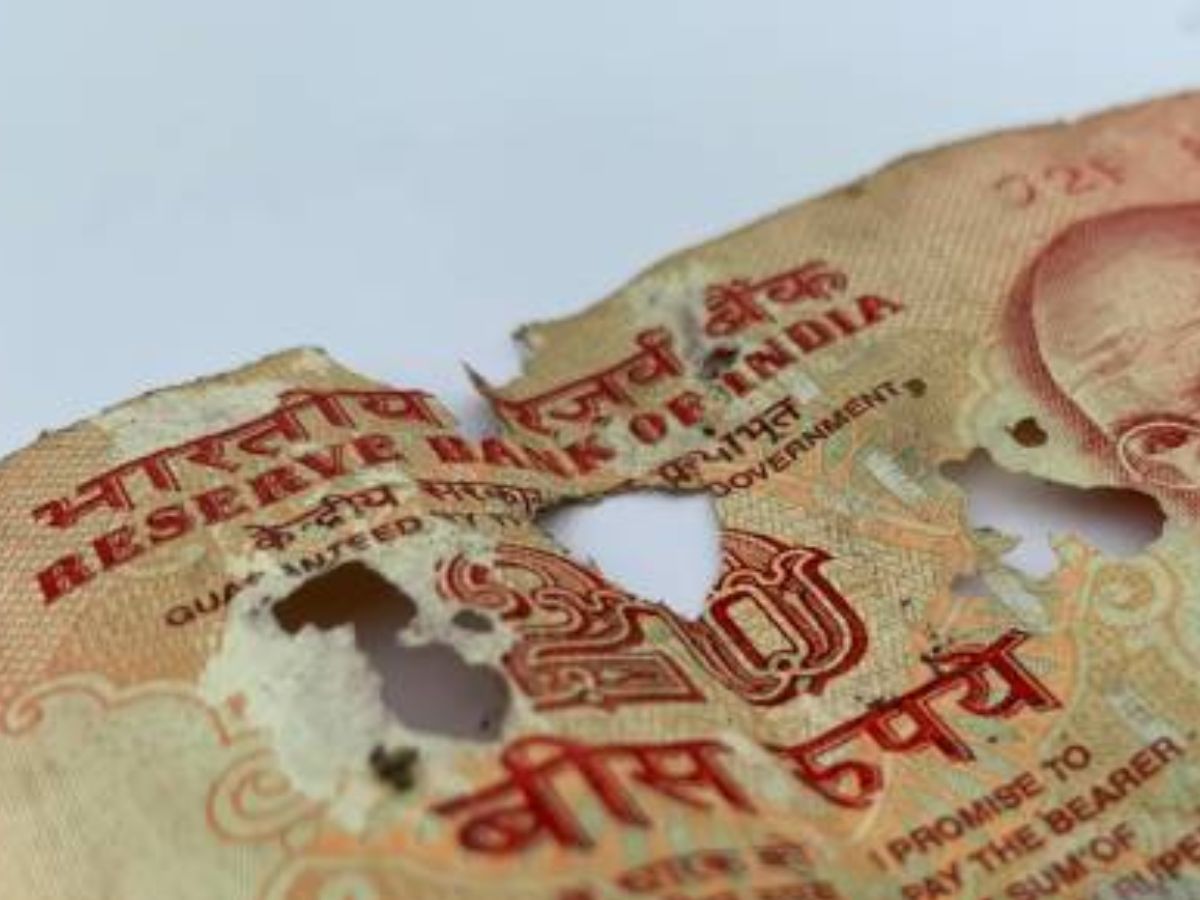 RBI Guidelines on indian Currency Torn Crumpled Notes 