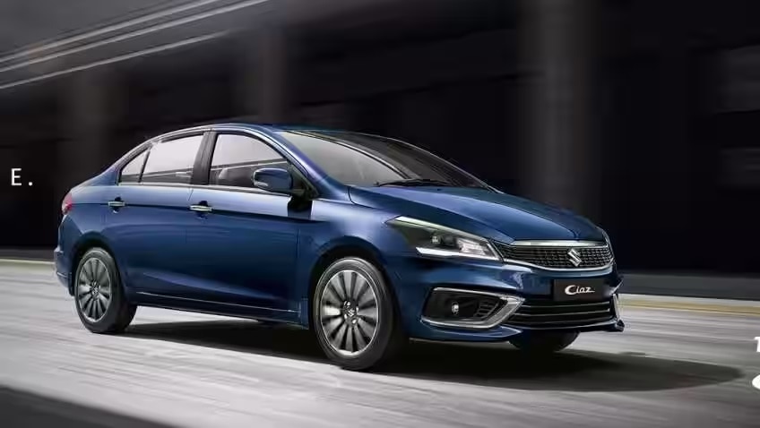 Car Discount Offer Affordable Sedan Car price features specifications of Maruti NEXA Ciaz