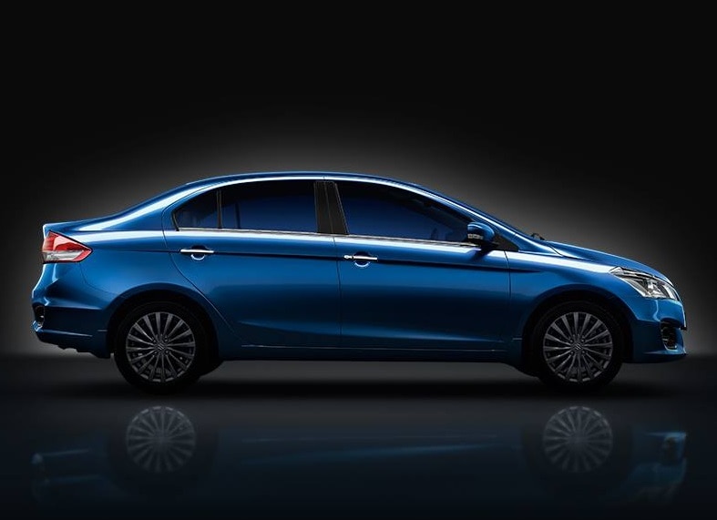 Car Discount Offer Affordable Sedan Car price features specifications of Maruti NEXA Ciaz