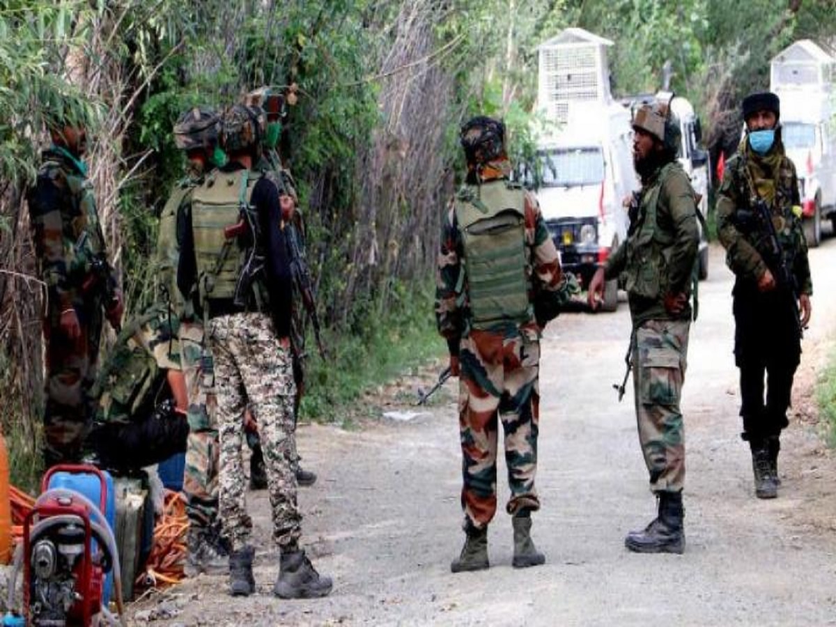 Baramulla Encounter: अनंतनागमागोमाग उरीमध्येही एनकाऊंटर; 2 दहशतवाद्यांचा खात्मा  title=