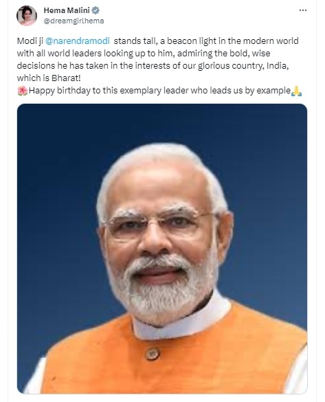 bollywoodcelebritieswishedpmmodionbirthday