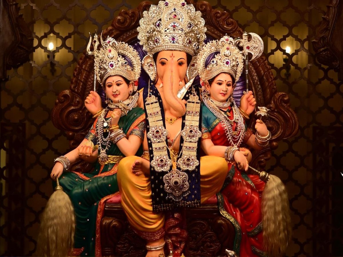 Ganesh Utsav Celebration And Unique decoration In households 