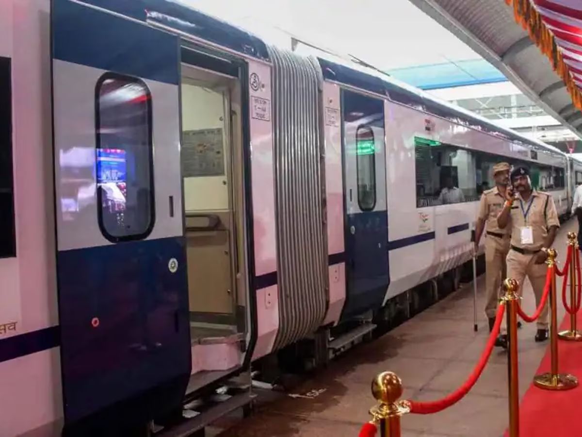 Vande Bharat Express Train New Features check list 