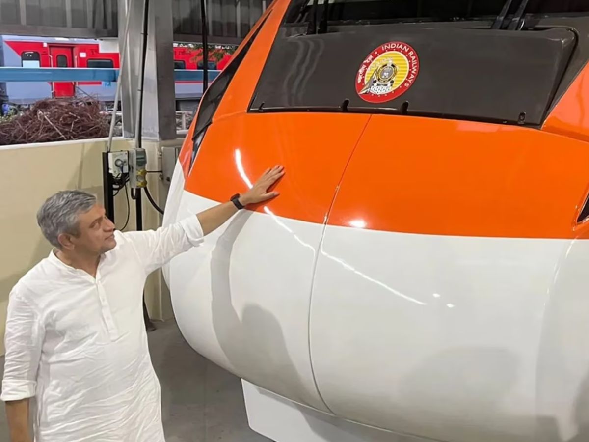 Vande Bharat Express Train New Features check list 