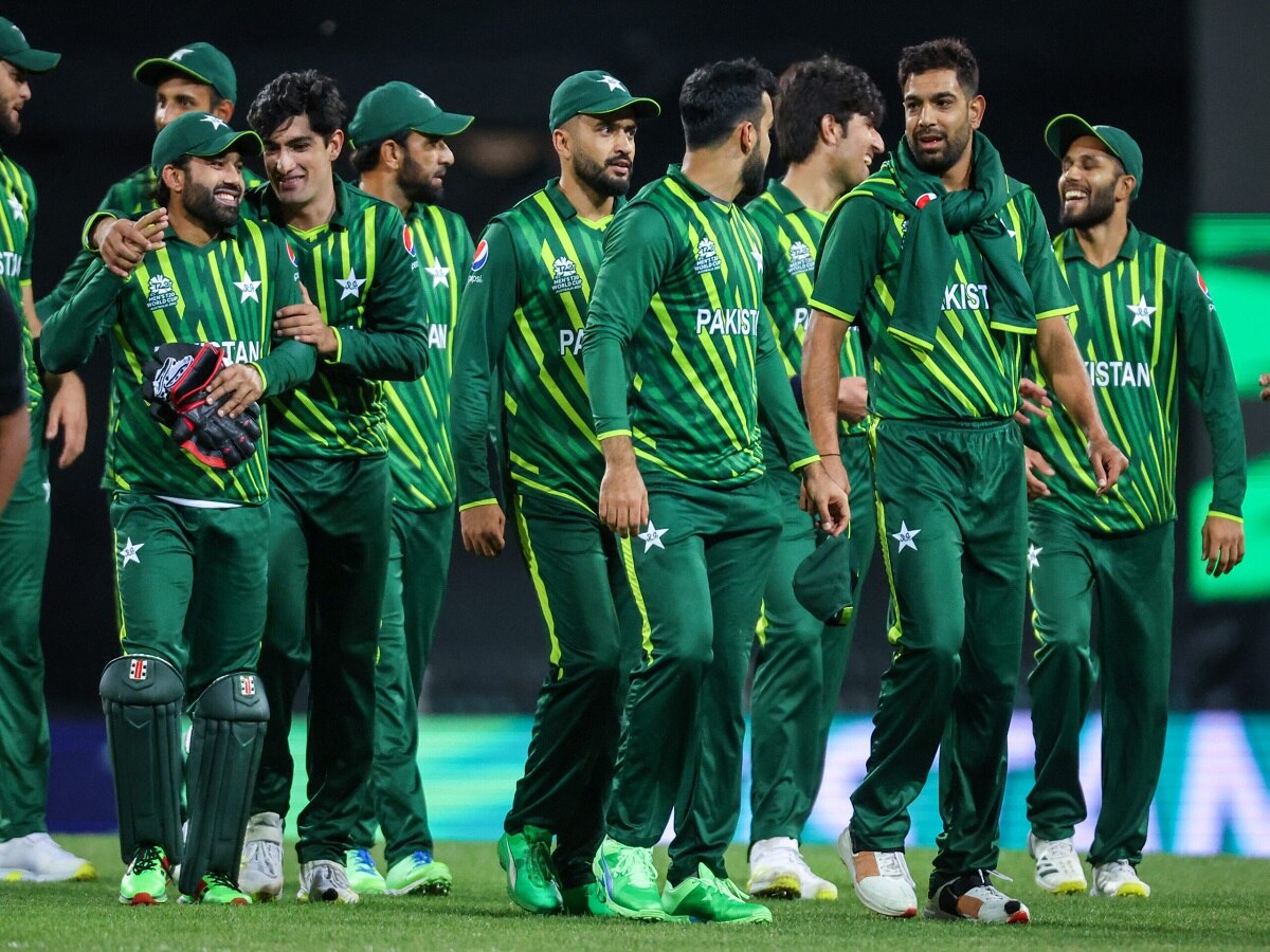 पाकिस्तानी क्रिकेटमध्ये मोठा भूंकप, 'या' कारणाने विश्वचषक स्पर्धेआधी बहिष्काराच्या मूडमध्ये  title=