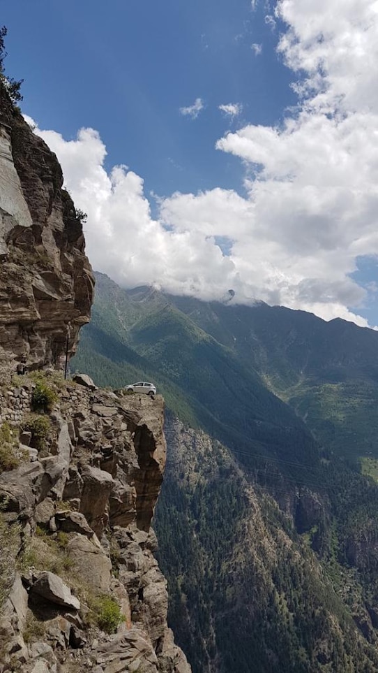 Himachal Pradesh kalpa suicide point travel tourist attraction 