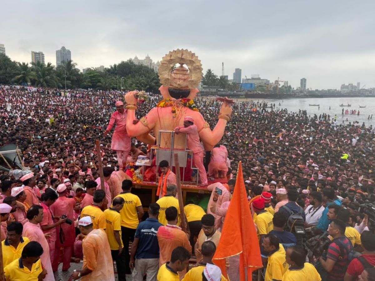 Lalbaghcha Raja Visarjan 2023 Girgaon chowpaty time Process News in Marathi