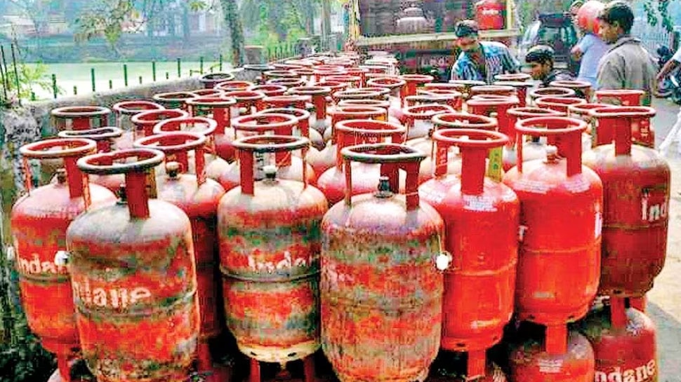 gas cylinder price ujjwala yojana subsidy increase by 200 rupees 