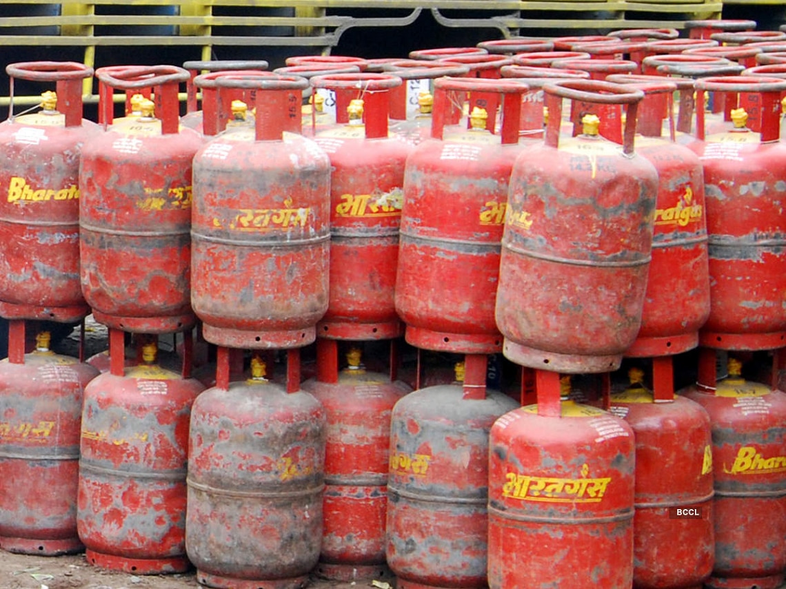 gas cylinder price ujjwala yojana subsidy increase by 200 rupees 