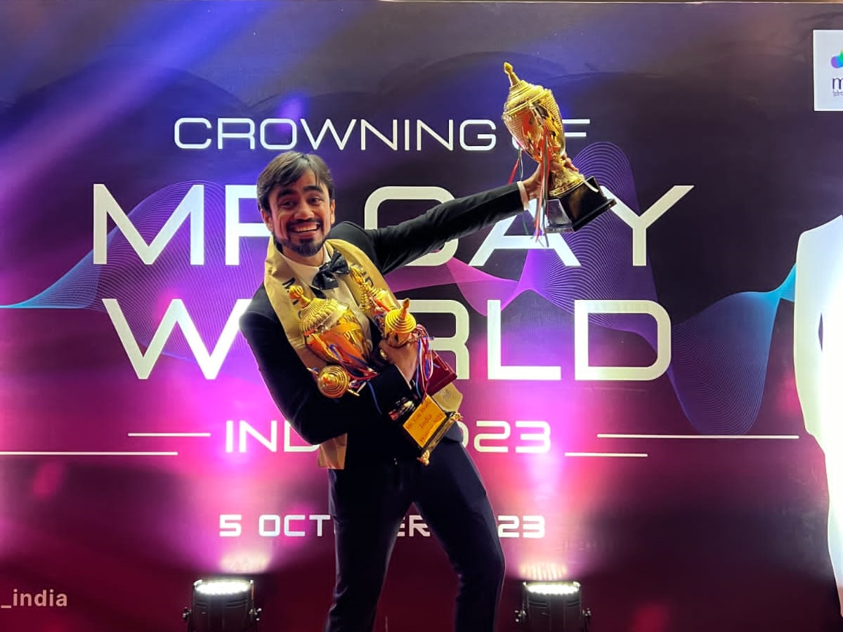 रांगड्या कोल्हापूरचा तरुण ठरला 'मिस्टर गे इंडिया'; साऊथ आफ्रिकेत करणार भारताचं प्रतिनिधित्व रांगड्या कोल्हापूरचा तरुण ठरला 'मिस्टर गे इंडिया'; साऊथ आफ्रिकेत करणार भारताचं प्रतिनिधित्व