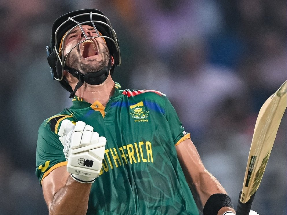 SA vs SL : पैसा वसूल! Aiden Markram चं वादळी शतक, पथिरानाला एकाच ओव्हरमध्ये चोपलं; पाहा Video SA vs SL : पैसा वसूल! Aiden Markram चं वादळी शतक, पथिरानाला एकाच ओव्हरमध्ये चोपलं; पाहा Video