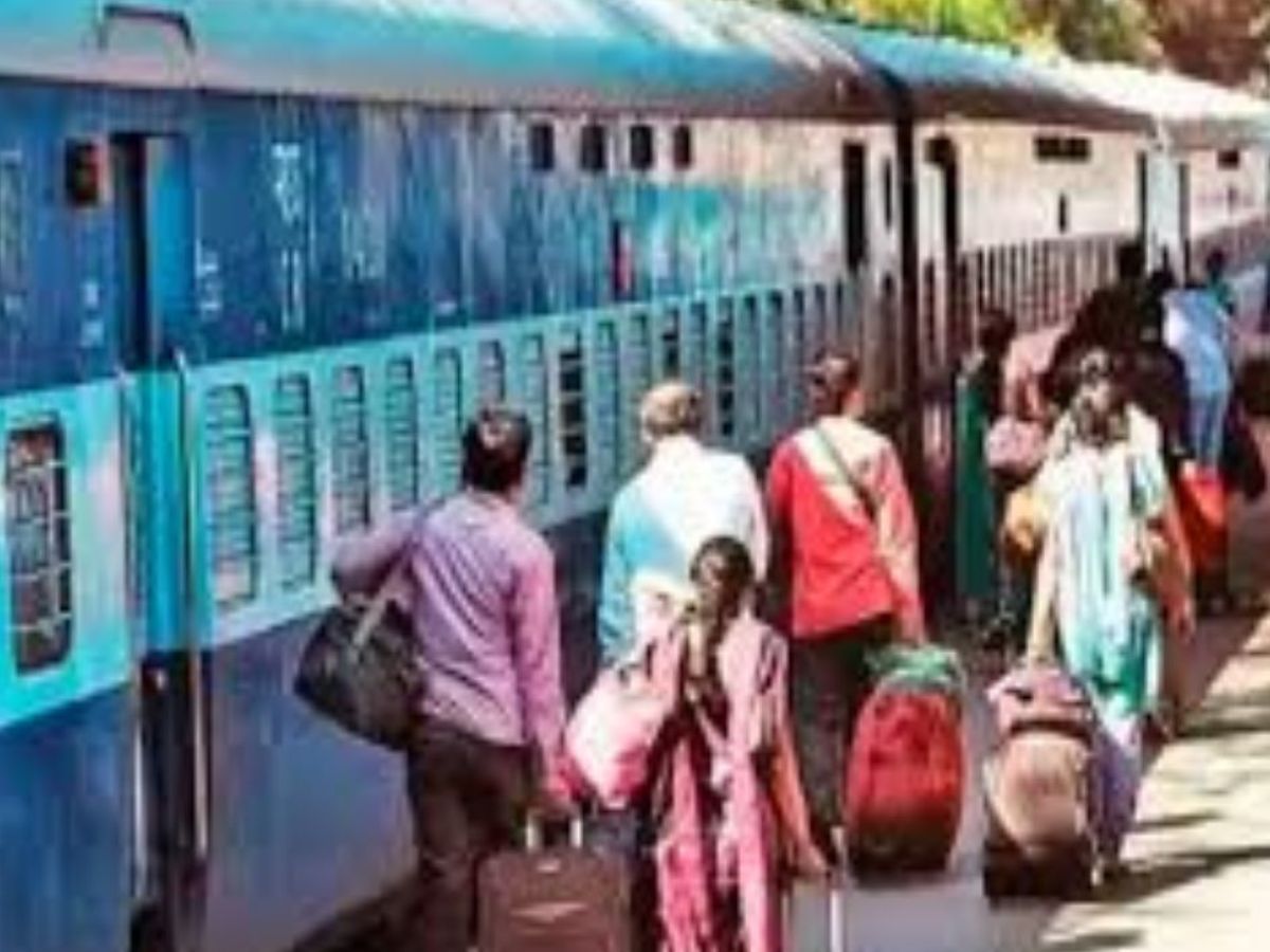 Indian Railways earns big Revenue in these 5 trains