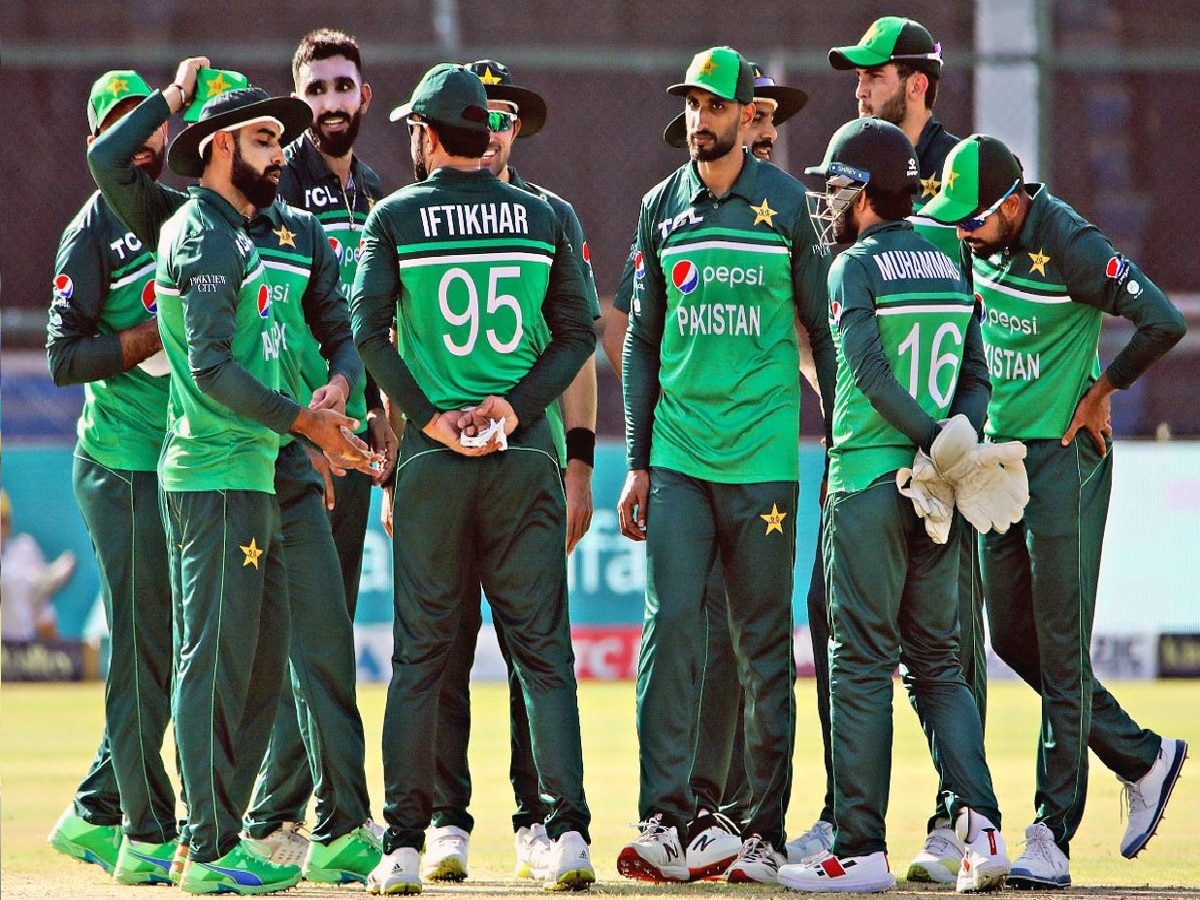 पाकिस्तानच्या 'या' क्रिकेटपटूचा हमासला पाठिंबा, भारतातून केलं ट्विट... कारवाईची मागणी title=