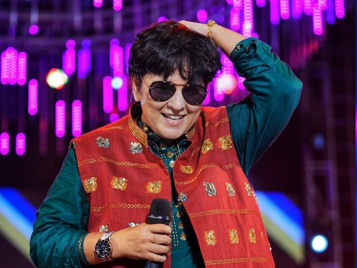 Dandiya Queen Falguni Pathak charged 20 lakh rupees for navratri 1 night 