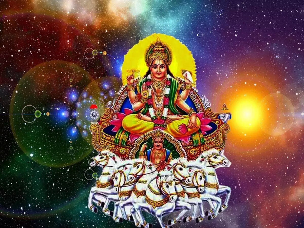 Surya Gochar: सूर्य देव वृश्चिक राशीत करणार प्रवेश; 'या' राशींना मिळणार पैसाच पैसा title=