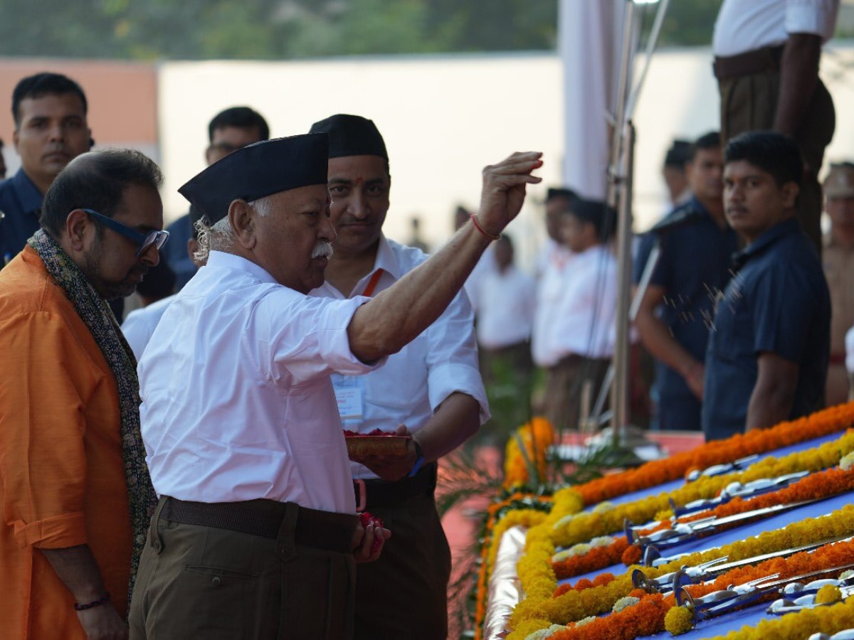 Prajakta Mali On Rashtriya Swayamsevak Sangh Stage greetings on Vijayadashami Marathi News