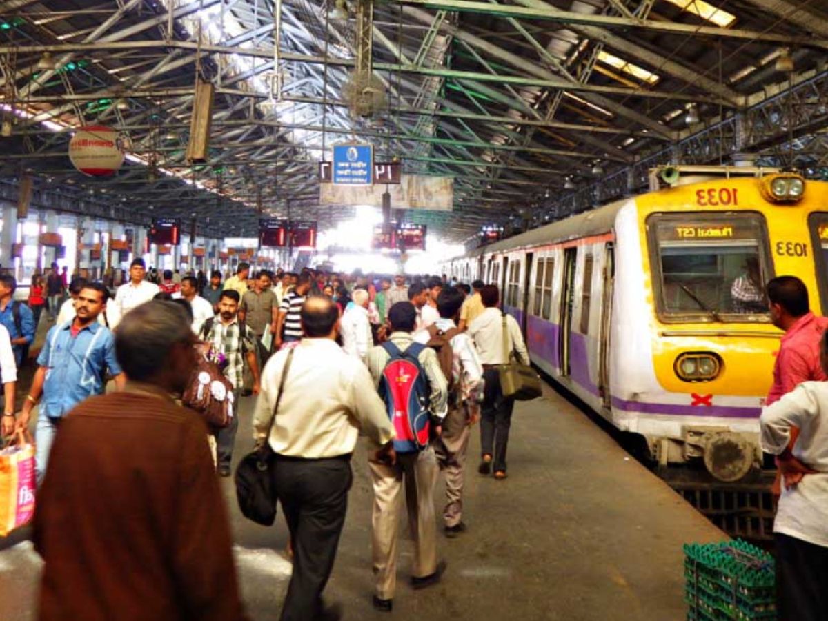 Mumbai local peak hours Problem will end Central Railways flexi plan