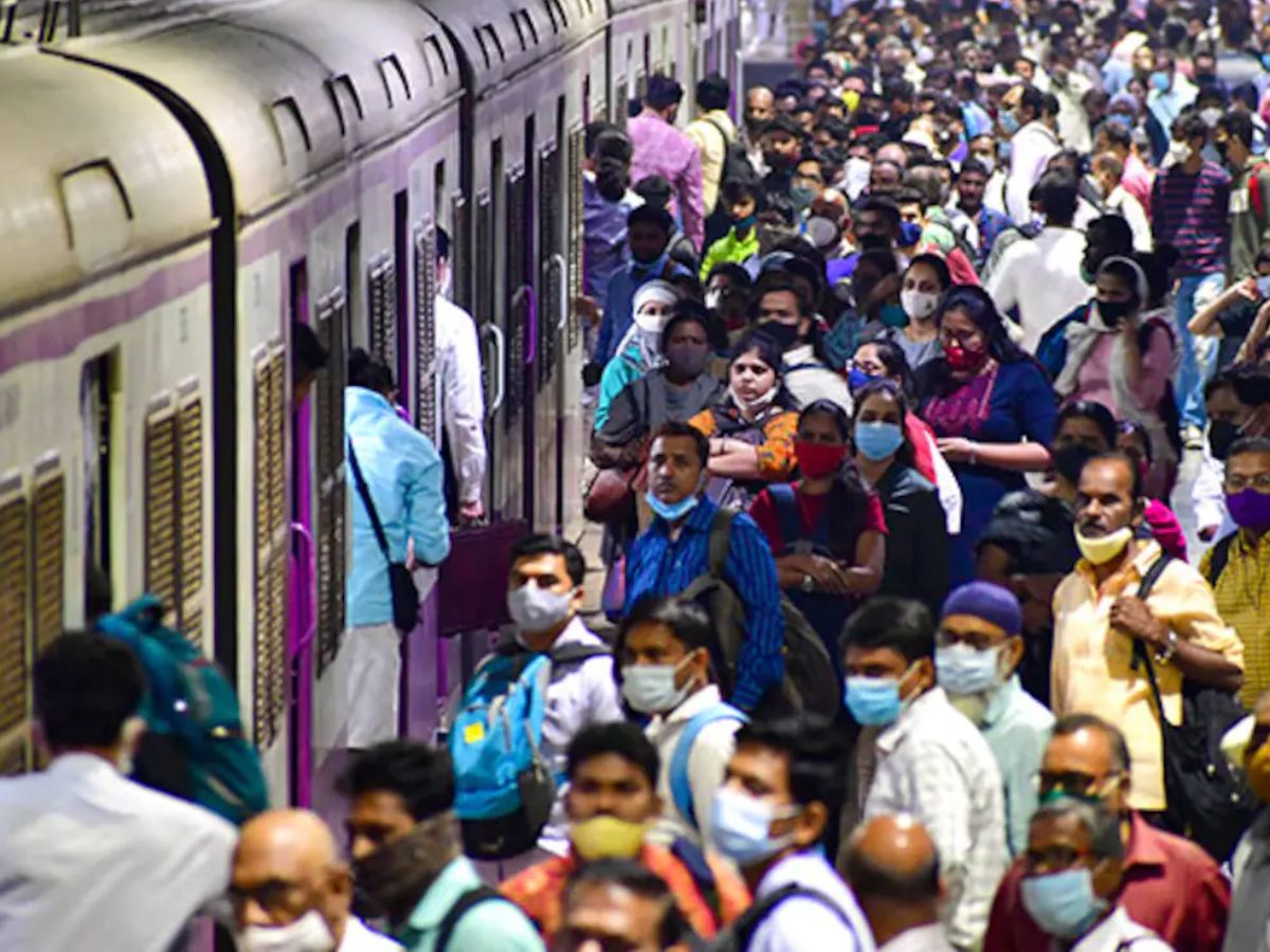 Mumbai local peak hours Problem will end Central Railways flexi plan