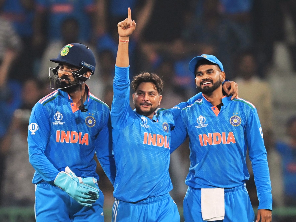 IND vs ENG : टीम इंडियासमोर इंग्लंडचं लोटांगण! 'टॉप' क्लास गोलंदाजीमुळे 100 धावांनी दणदणीत विजय title=