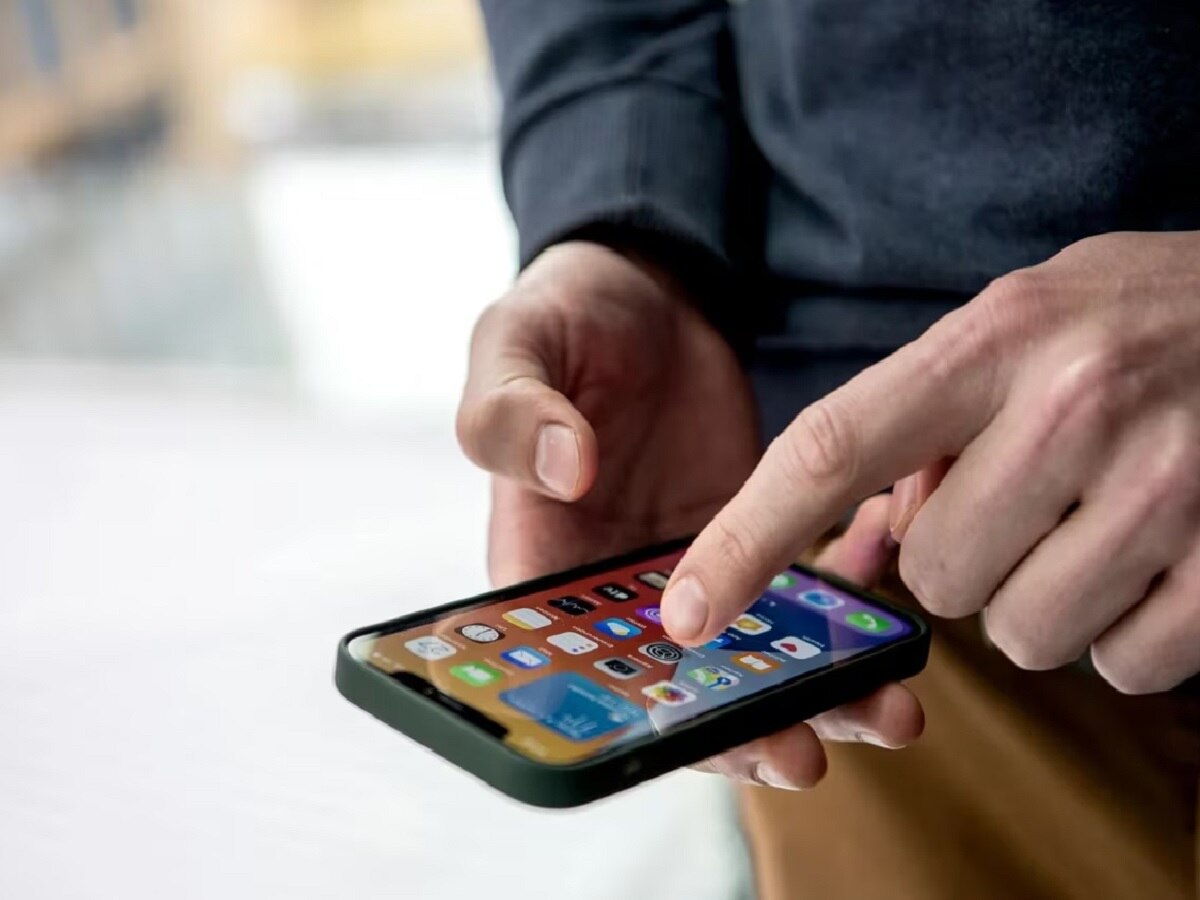 एखाद्याच्या मृत्यूनंतर त्याचा iPhone अनलॉक करणे अशक्य! कायकाय करावं