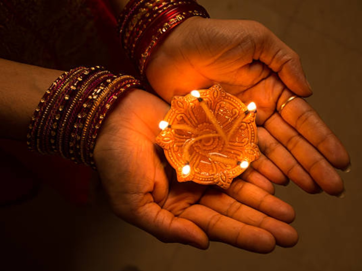 Why Lantern and Diya Important in Diwali Know Special Significance on Kandil and Panti