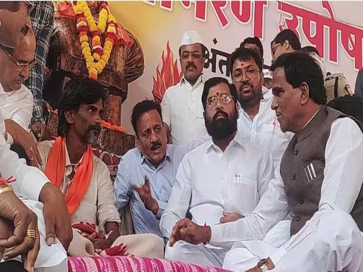 24 डिसेंबर की 2 जानेवारी? सरकारला दिलेल्या अल्टीमेटमबाबत जरांगेंचे स्पष्टीकरण 24 डिसेंबर की 2 जानेवारी? सरकारला दिलेल्या अल्टीमेटमबाबत जरांगेंचे स्पष्टीकरण