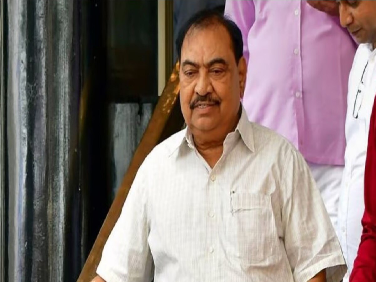 राष्ट्रवादीचे नेते एकनाथ खडसे यांची प्रकृती बिघडली; एअर अँम्ब्युलन्सने मुंबईत आणण्याच्या मुख्यमंत्र्यांच्या सूचना राष्ट्रवादीचे नेते एकनाथ खडसे यांची प्रकृती बिघडली; एअर अँम्ब्युलन्सने मुंबईत आणण्याच्या मुख्यमंत्र्यांच्या सूचना