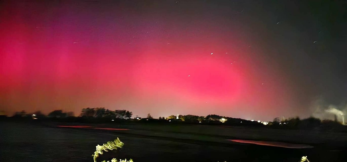 Viral Photos Northern Lights Turn Skies Red Across Europe Bulgaria