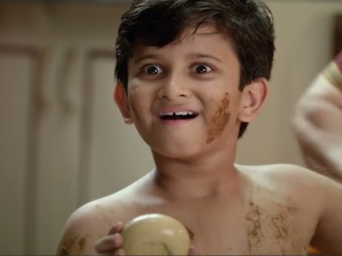 Moti Soap Advertisement Alarm kaka Vidyadhar Karmarkar Utha Utha Diwali Ali