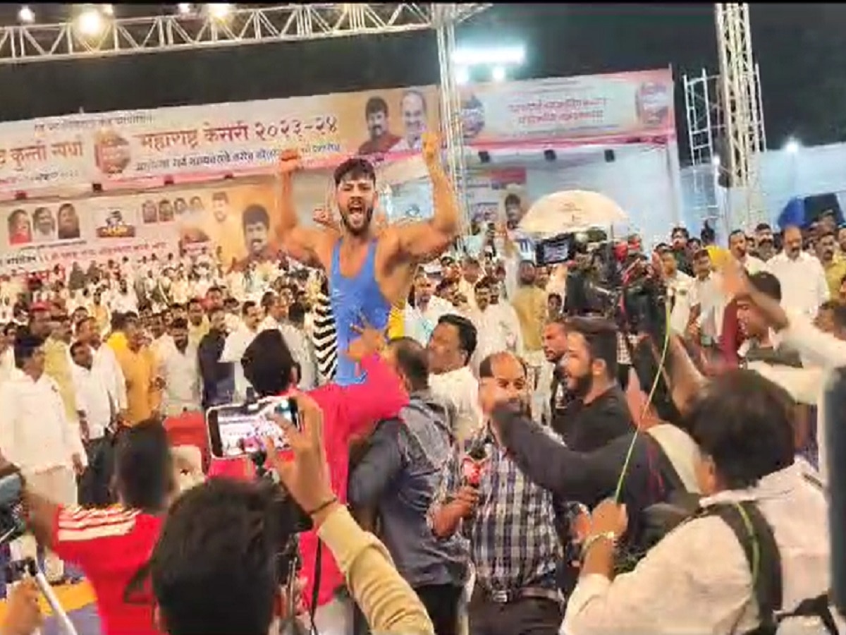 सिंकदर शेख ठऱला 'महाराष्ट्र केसरी', गतविजेत्या शिवराज राक्षेला दाखवलं अस्मान