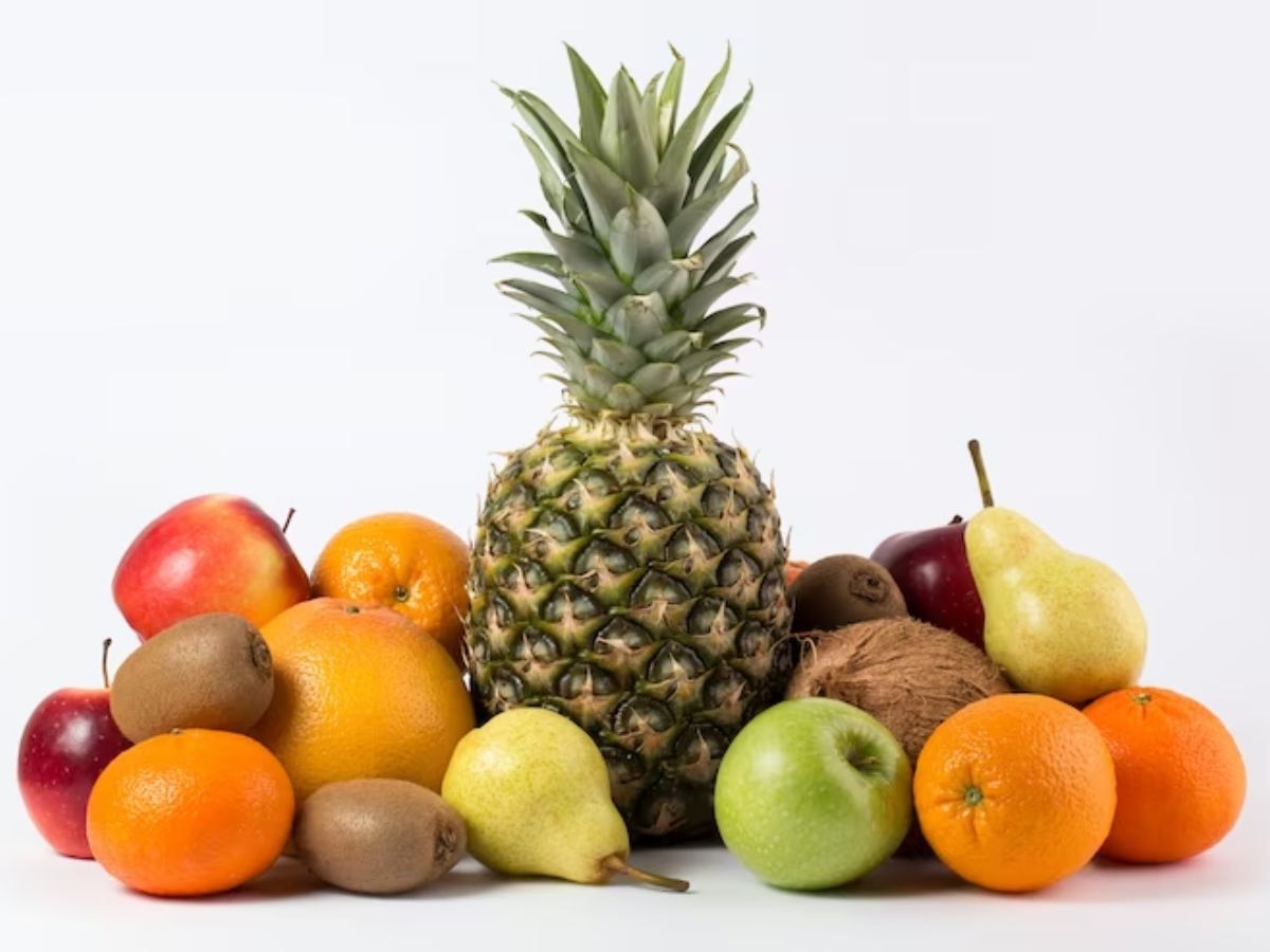 Fruit Diet : सलग तीन दिवस फक्त फळं खालल्यास शरीरावर काय परिणाम होतात? title=