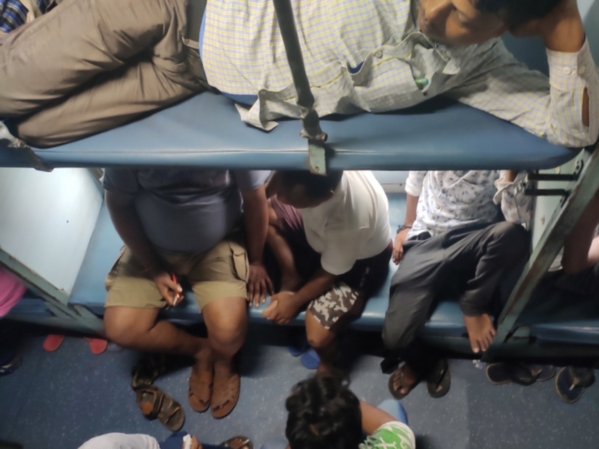 Indian Railway forcibly Seats on your train seat How to Complaint