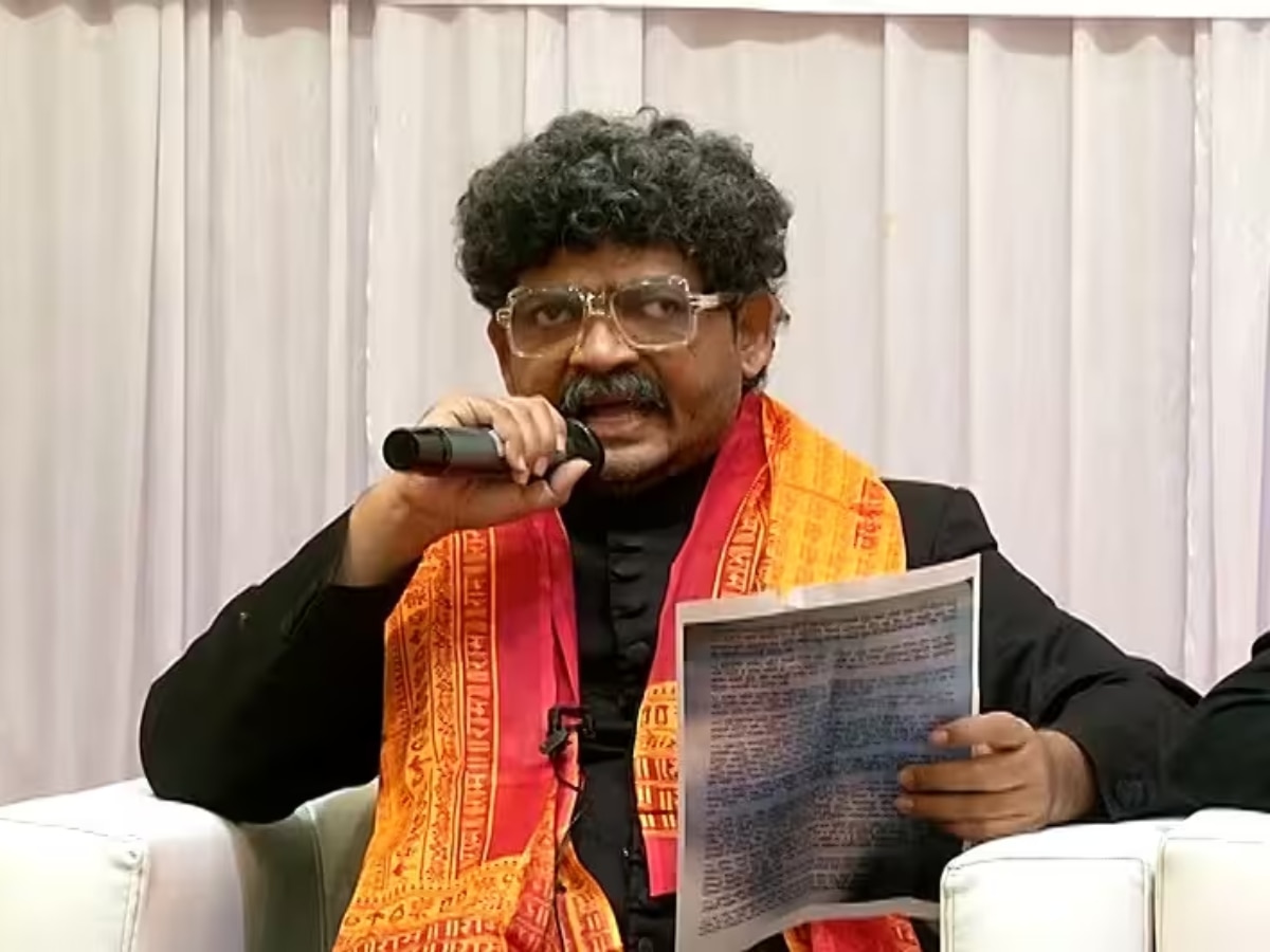 एसटी बँकेत सदावर्तेंची सत्ता जाणार? गंभीर आरोप करत 14 संचालकालांनी सोडली साथ