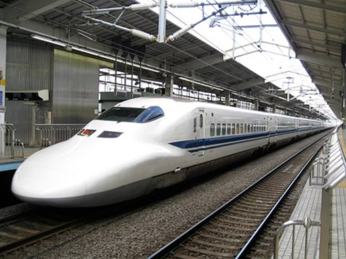 India first high speed train Gandhinagar Mumbai bullet train Big Update