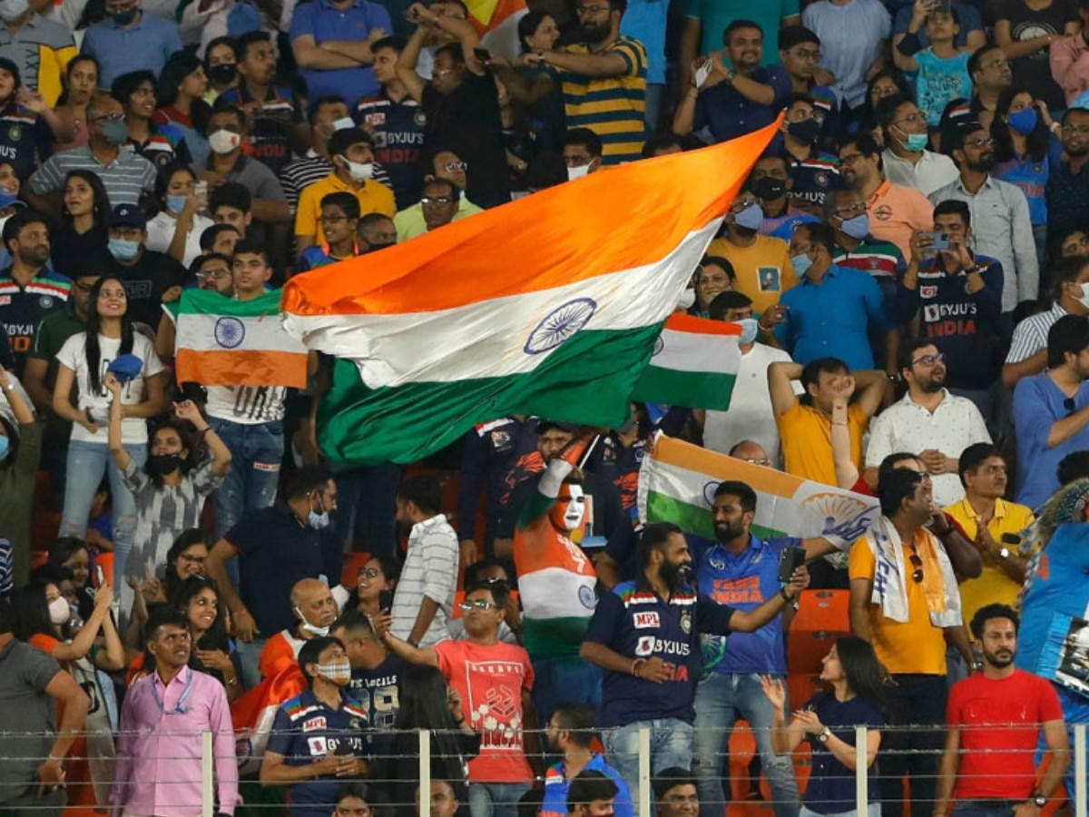 आशिया कपसाठी टीम इंडियाची घोषणा, सरफराज खानच्या भावाची अचानक संघात एन्ट्री! title=
