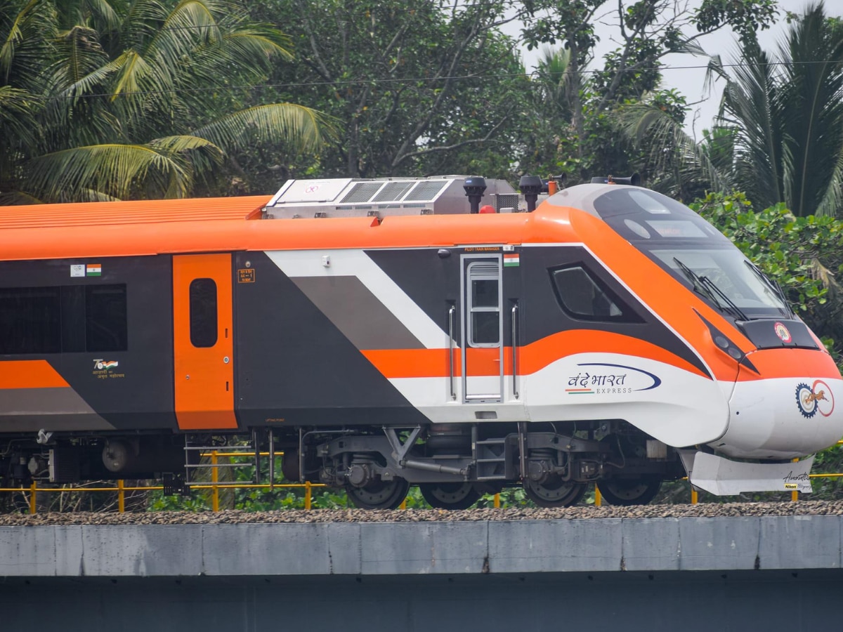 Amrit Bharat Express facilities this Semi High Speed train Marathi News