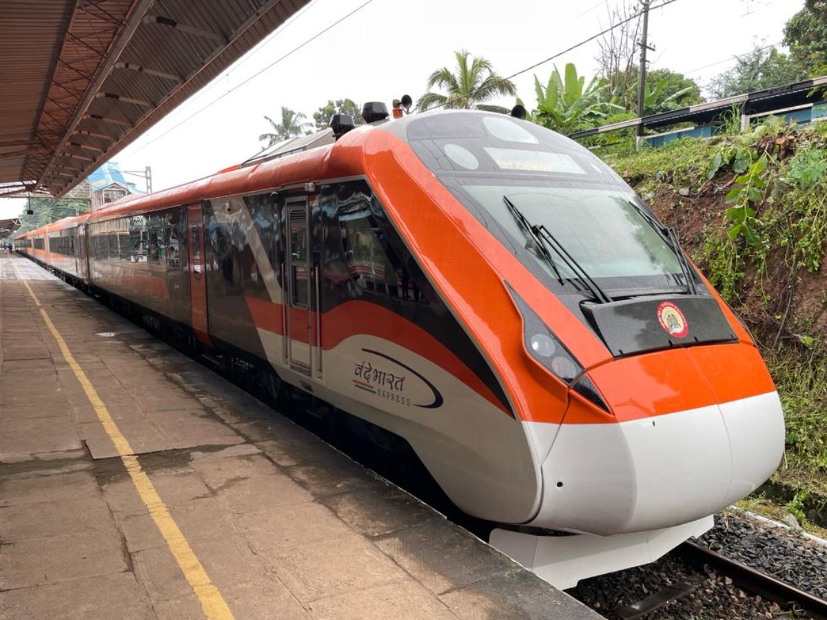 Amrit Bharat Express facilities this Semi High Speed train Marathi News