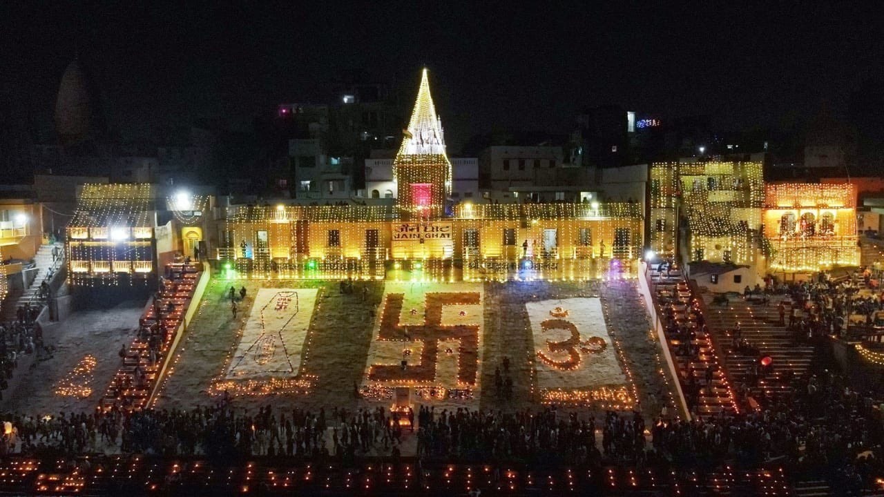 Pm Modi shares photos of kashi dev diwali 2023