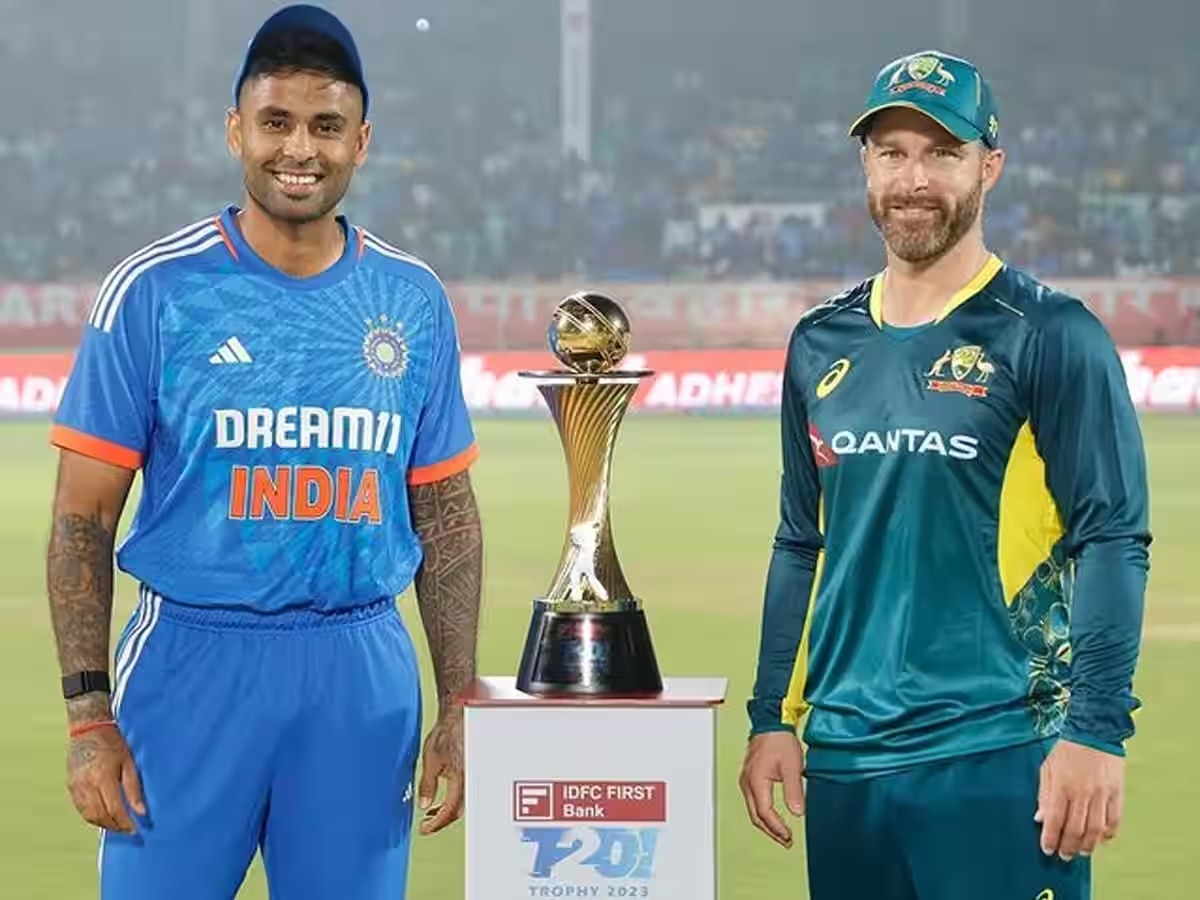 IND vs AUS: चौथ्या सामन्यापूर्वी टीममध्ये मोठे फेरबदल; 6 खेळाडूंना अचानक दाखवला बाहेरचा रस्ता title=